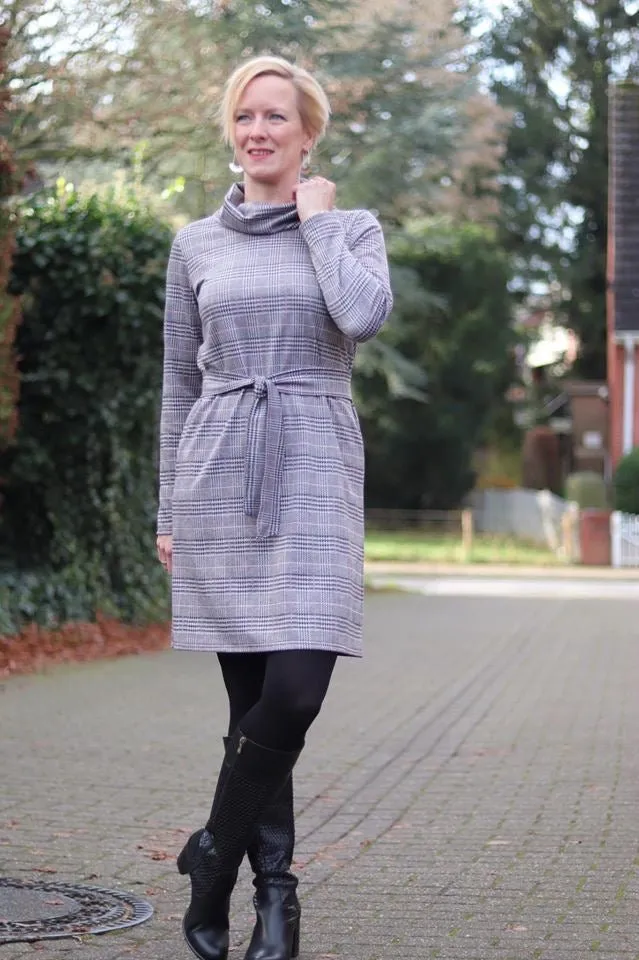Ella - Kleid oder Pullover mit Ballonärmeln