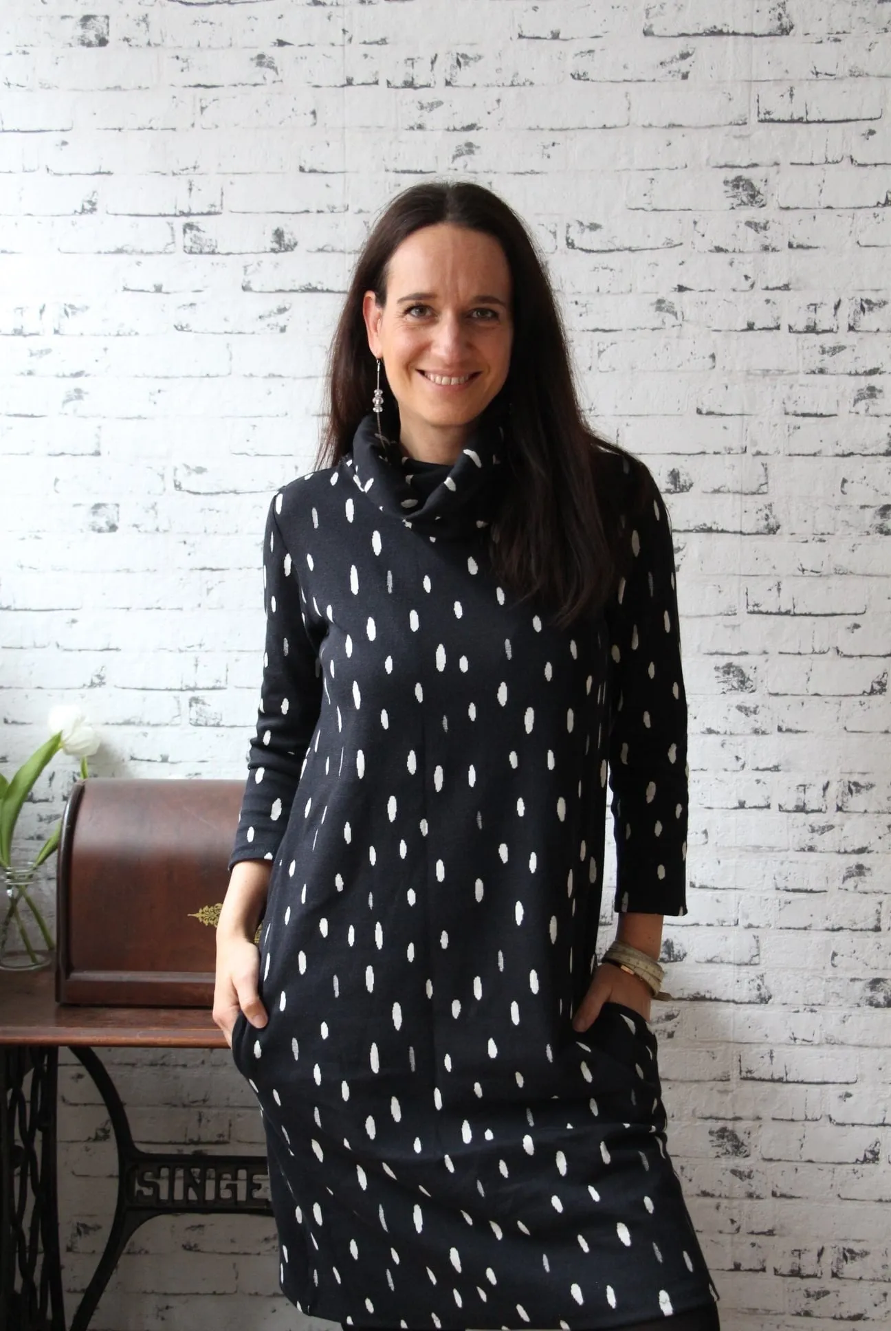 Ella - Kleid oder Pullover mit Ballonärmeln